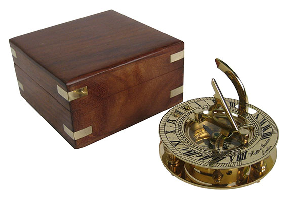 Sundial Compass With Box - Click Image to Close